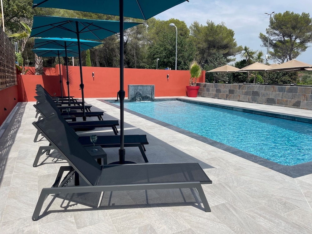 Hotel Cannes Mouans Sartoux in Mouans-Sartoux, France