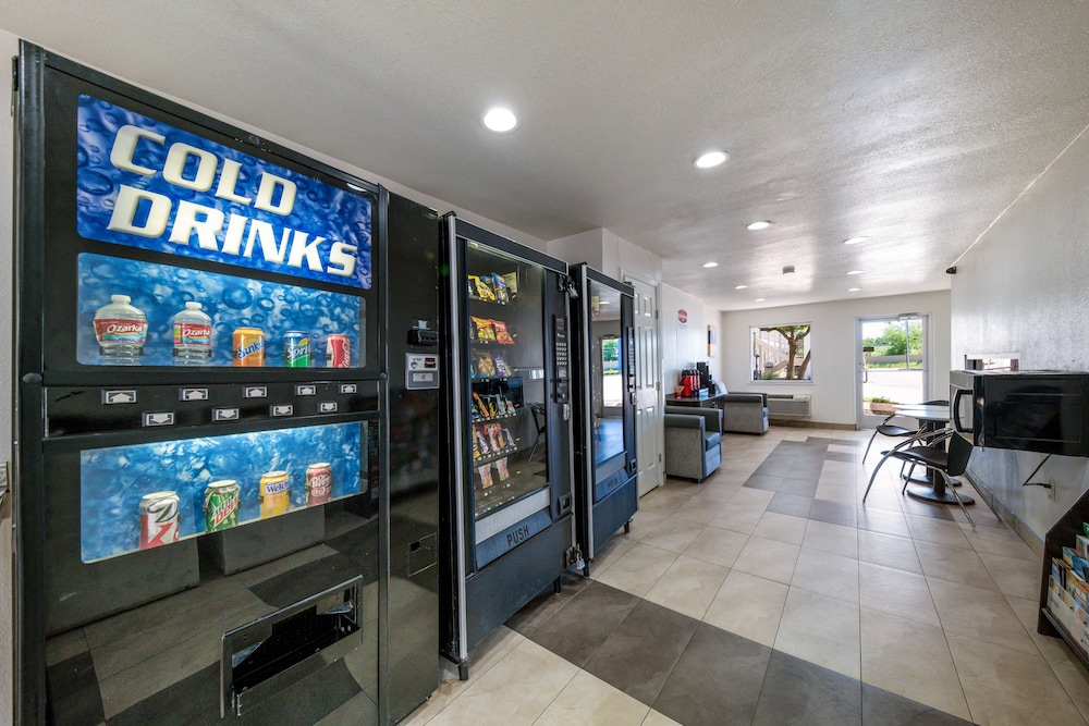 Motel 6 Dallas TX Farmers Branch - photo 25