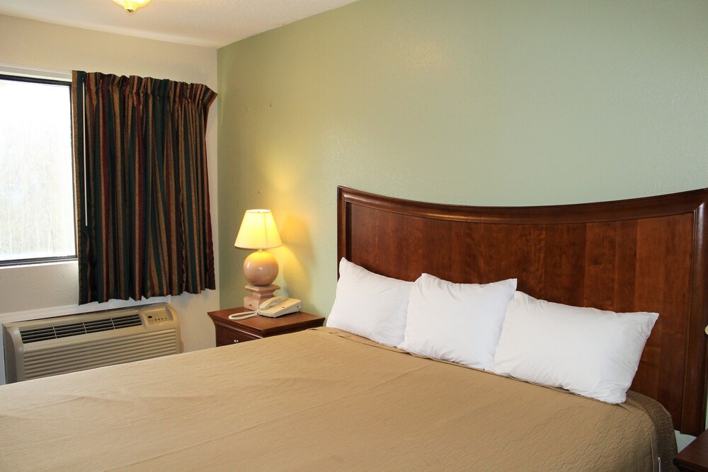 Airport Inn Chattanooga - photo 25