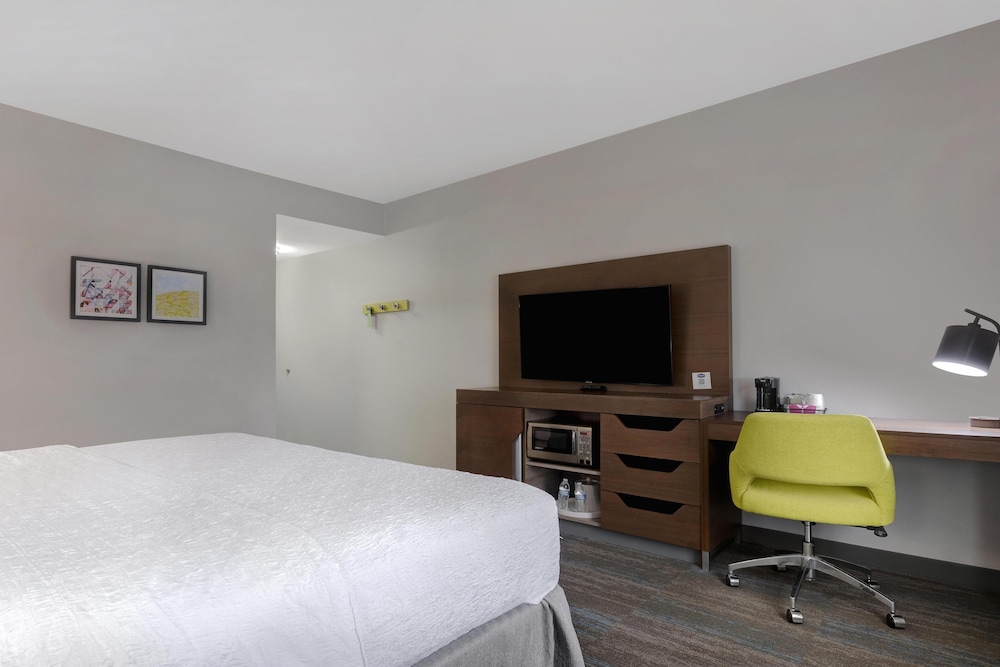 Hampton Inn & Suites Shreveport South - photo 17