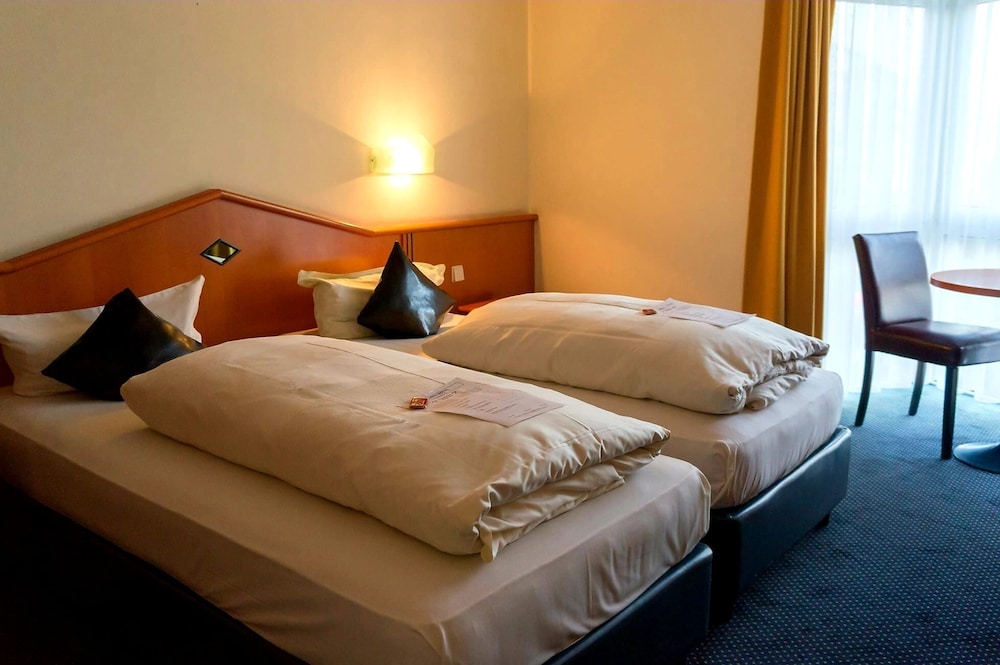 Palazzo Hotel direkt im Zentrum in Moenchengladbach, Germany