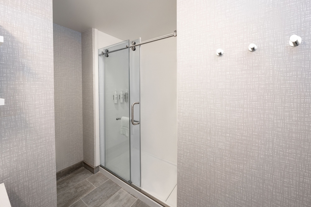 Hampton Inn by Hilton Needles - photo 13