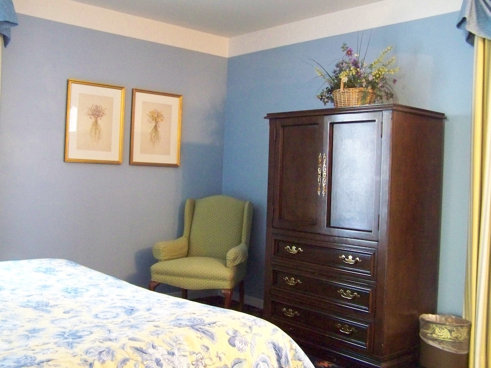 Hill House Inn - photo 12