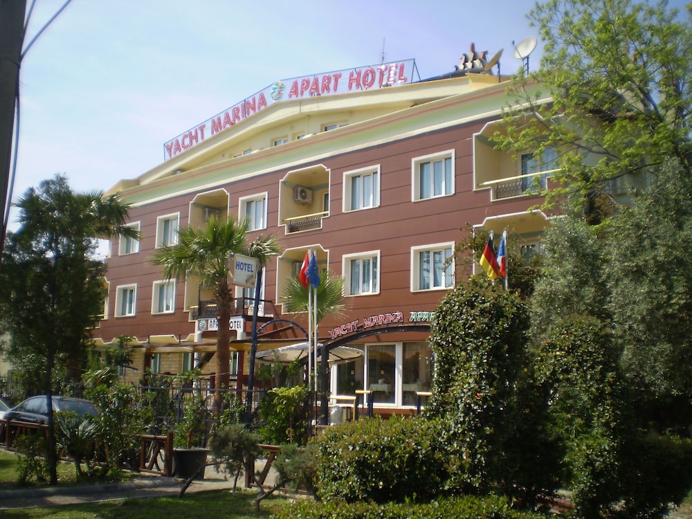 Blue Yacht Marina Apart Hotel — Marmaris