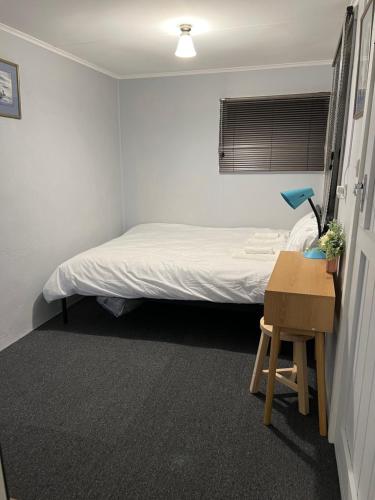 A lovely studio in Kings Meadows — hotel in Kings Meadows