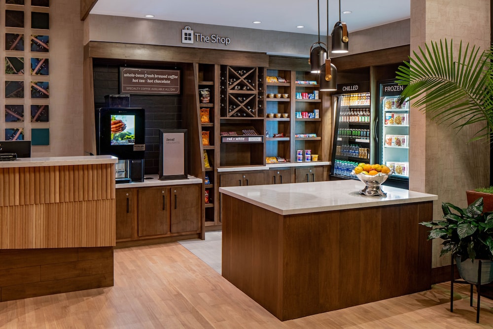 Hilton Garden Inn Austin University Capitol District - photo 28