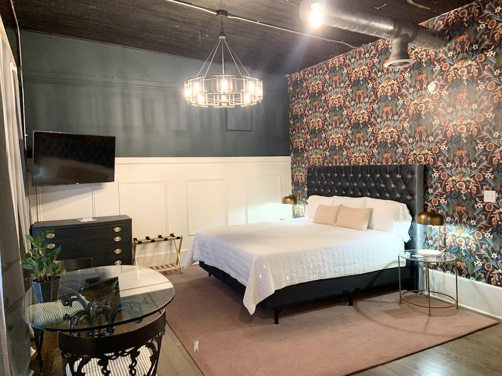 Remedies Inn - photo 7