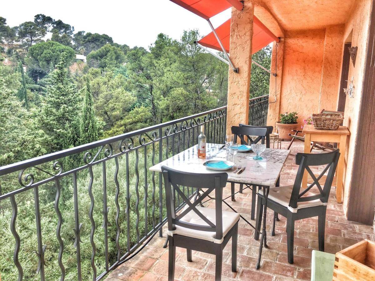 T2 55 M2 Avec Terrasse 25 M2 in La Ciotat, France