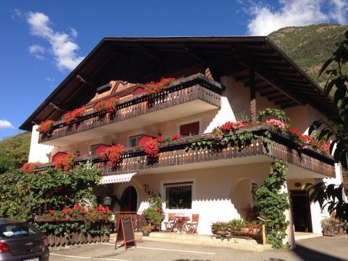 Hotel Vetzanerhof — Silandro