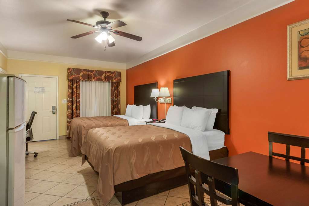 Quality Inn & Suites at The Outlets Mercedes Weslaco - photo 12