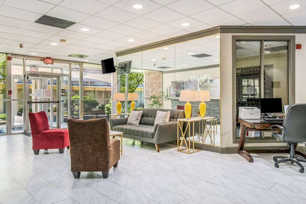 Quality Inn & Suites York East - photo 7