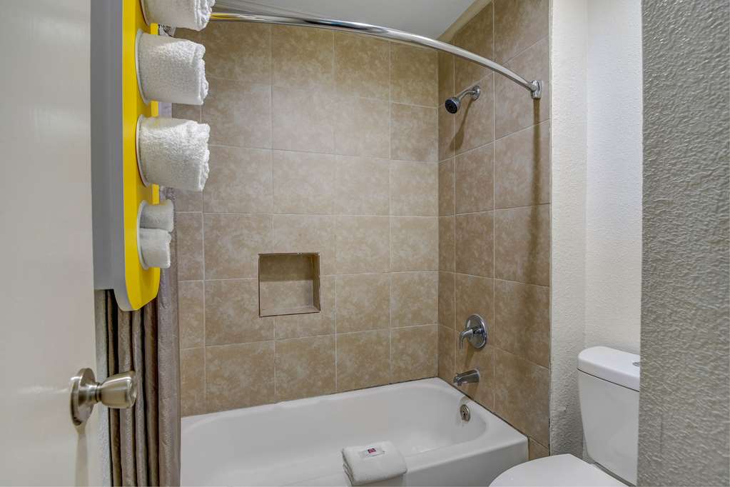 Motel 6 Norcross GA - photo 20