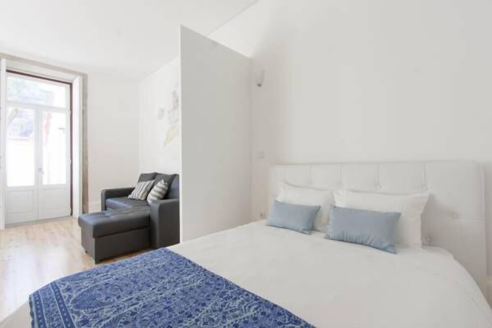 O Porto Fontainhas Flat — 4-Star Luxury Hotel in Porto, Portugal