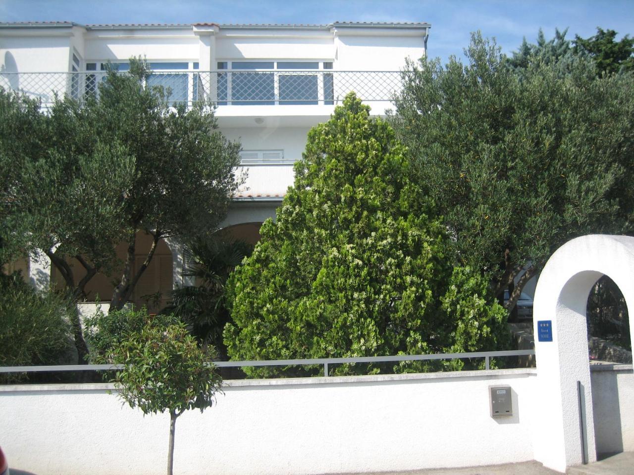 Apartment in Novi Vinodolski 39137 — 4-Star Luxury Hotel in Novi Vinodolski, Croatia