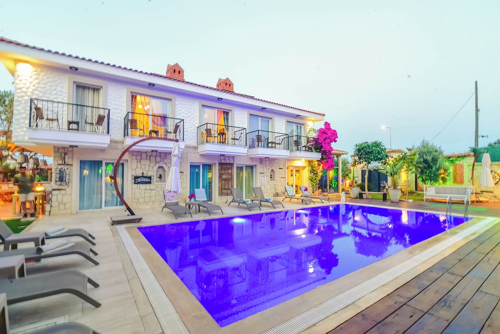 Rüzgar Gülü Otel - carbon neutral hotel in Cesme