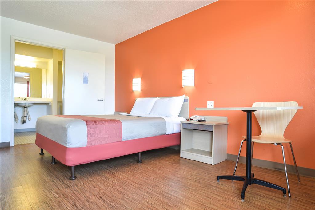Motel 6 Saint Joseph MO - photo 10