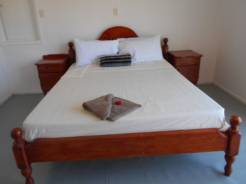 ALOFT Airport Accommodation — Unknown City — photo 3