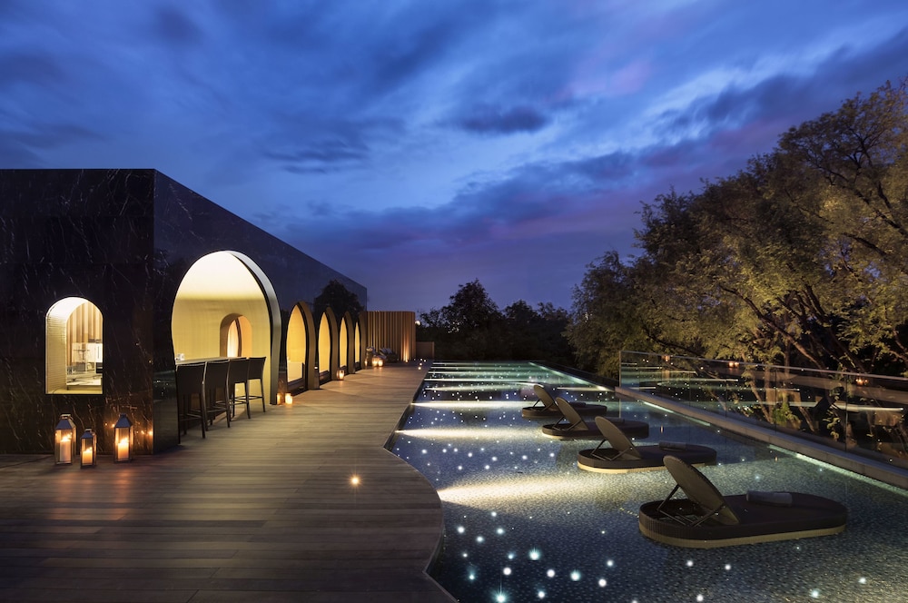 Cross Chiang Mai Riverside — 5-Star Luxury Hotel in Chiang Mai, Thailand