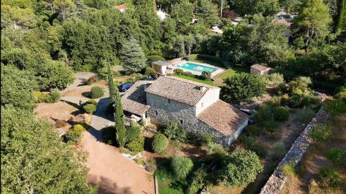 Havre de paix et de charme avec piscine in Saint-Maximin-La-Sainte-Baume, France