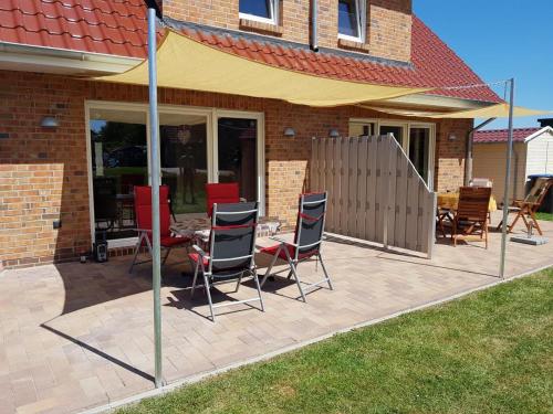 Neu Ferienhaus Sonnenschein Am Badesee — Aurich