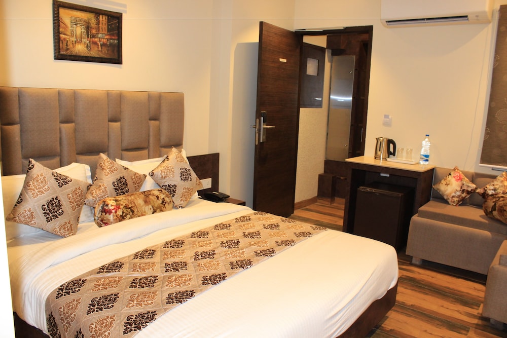 Hotel Urban Galaxy — Amritsar — photo 4