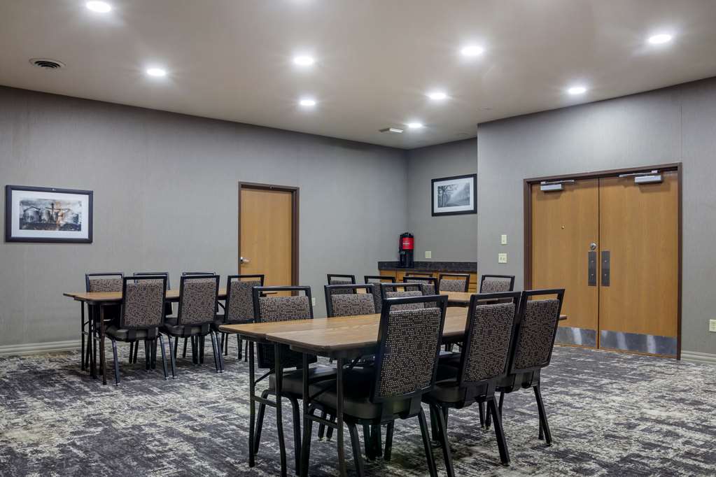 Best Western Plus Sparta Trail Lodge - photo 38