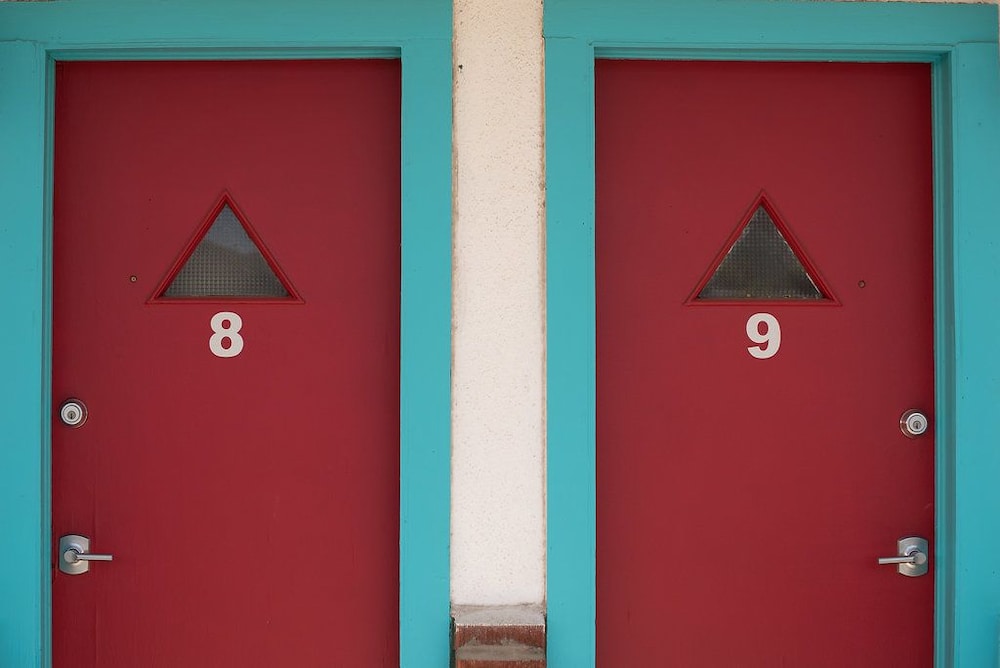 Circle R Motel - photo 57