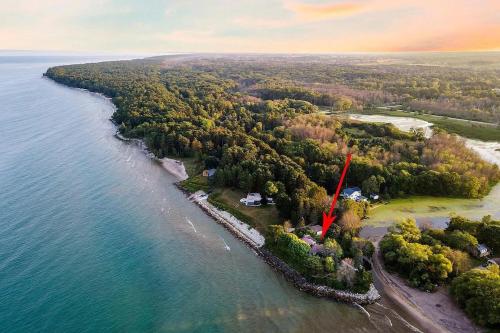 Pelican Point Private Retreat — Sheboygan — photo 5