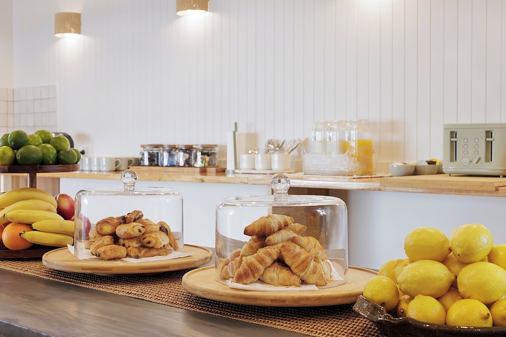 South Pacific Palms Motor Inn in Tuncurry, Australia