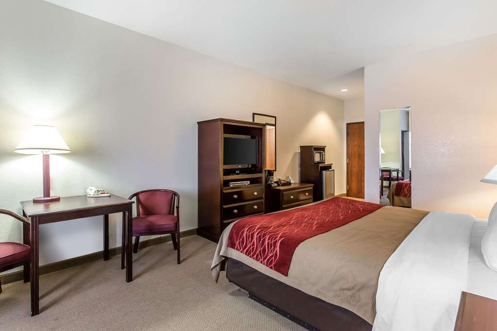 Quality Inn & Suites Guymon East — Guymon — photo 5