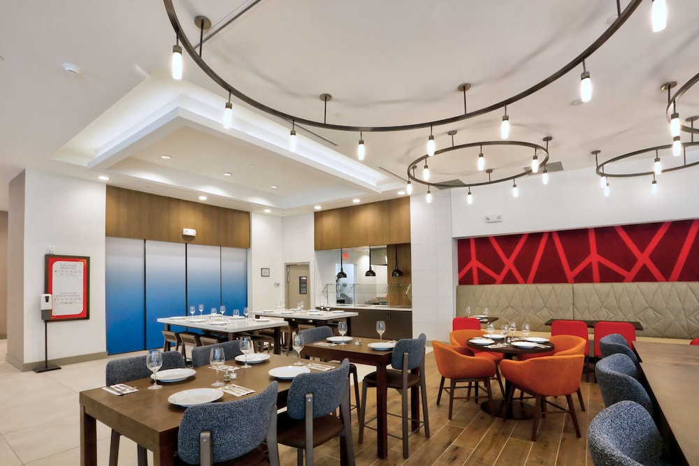 Hilton Garden Inn Bel Air - photo 49