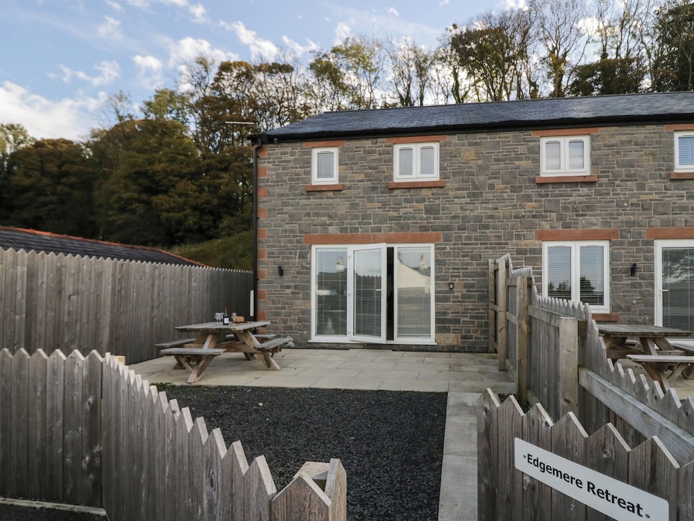 Edgemere Retreat - last minute hotel in Unknown City