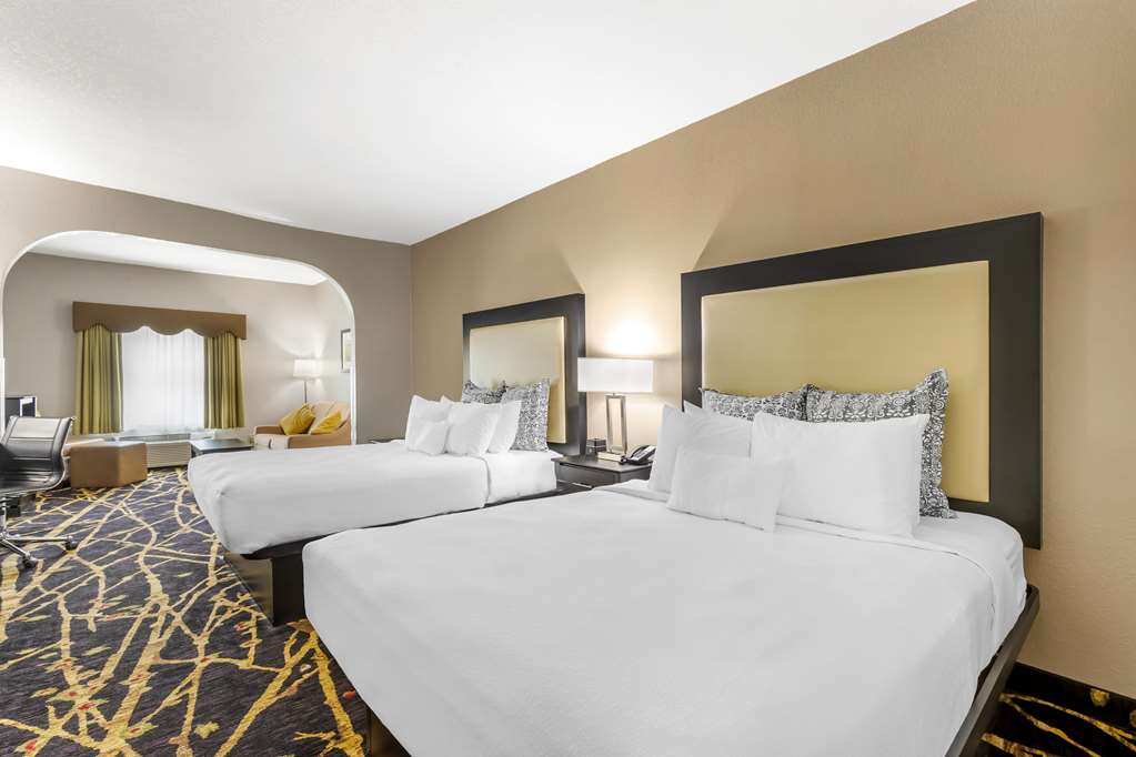 Best Western Plus Des Moines West Inn & Suites - photo 27