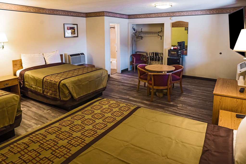 Rodeway Inn Albuquerque Downtown on Rt 66 - photo 6