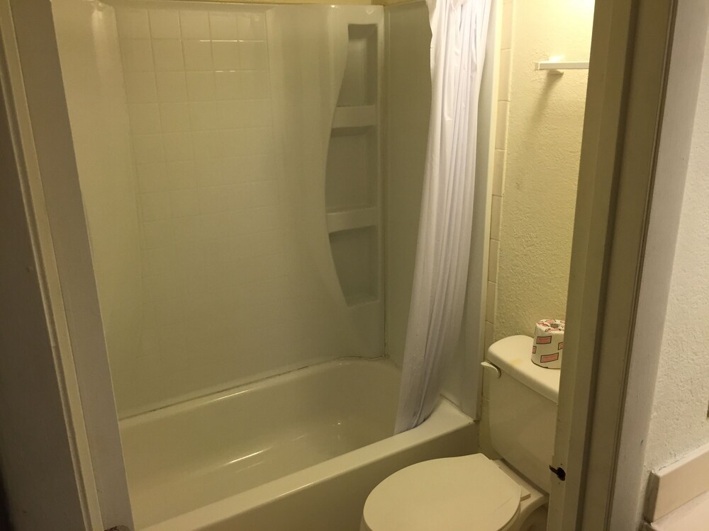 Jasmine Garden Inn - photo 37