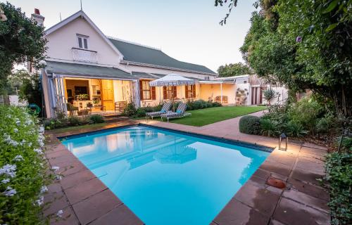 Bonne Esperance Villa — 4-Star Luxury Hotel in Stellenbosch, South Africa