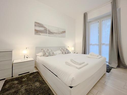 20 Min Duomo Modern Apartment — 4-Star Luxury Hotel in Milan, Italy