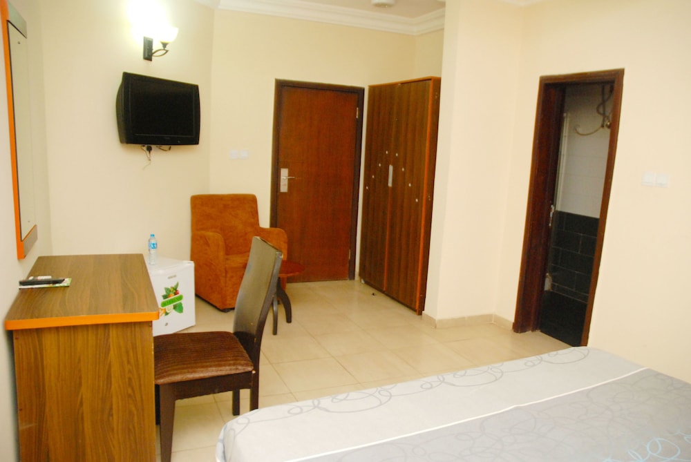 Knightsbridge Hotels — Lagos — photo 4