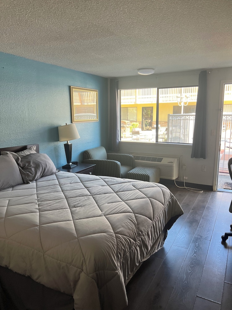 FairBridge Inn Express Tukwila - photo 14