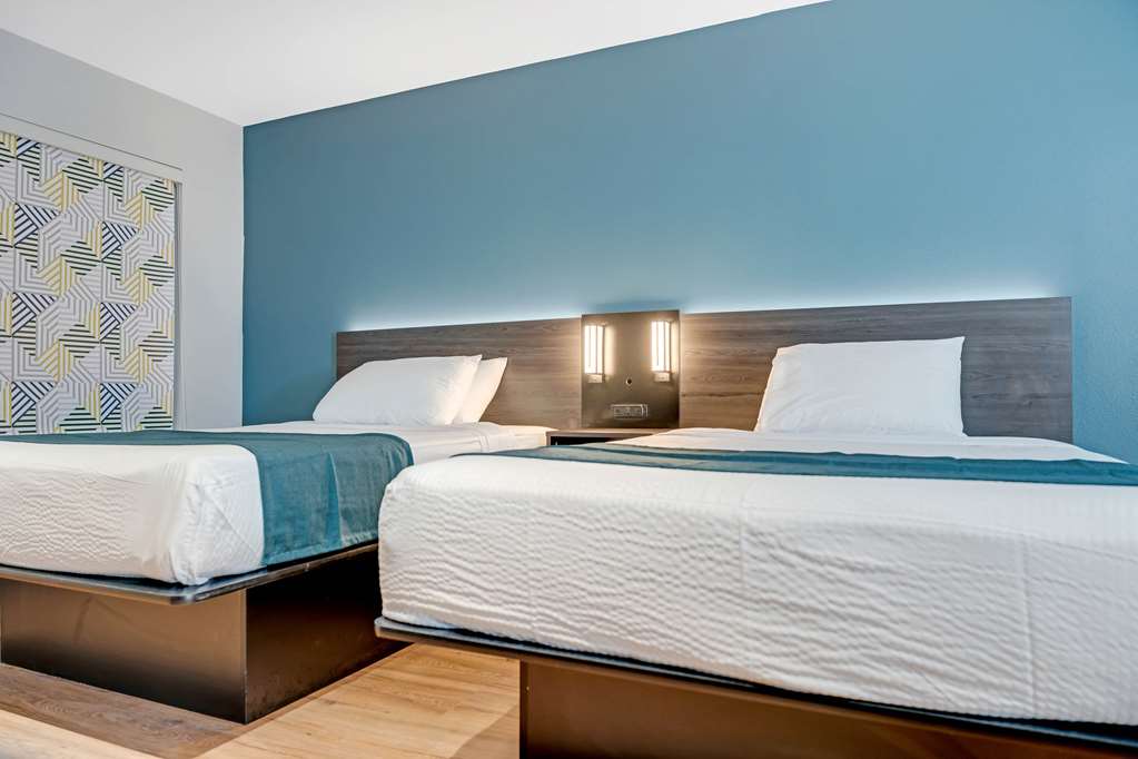 Studio6 Suites Stockton CA Waterfront - photo 11