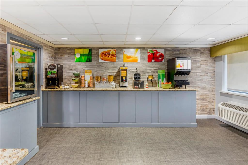 Quality Inn & Suites Raleigh Durham Airport - photo 29