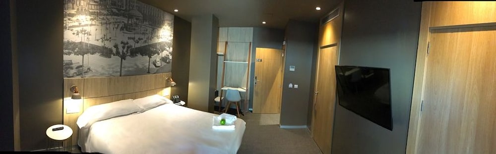 Hotel Landaben in Pamplona, Spain