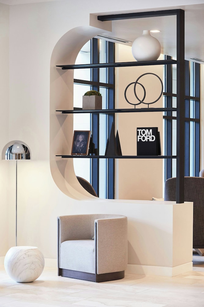 AC Hotel by Marriott Charlotte SouthPark - photo 3