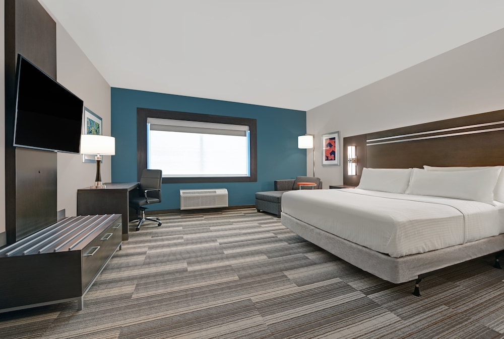 Holiday Inn Express & Suites Houston Memorial City Centre by IHG - photo 8