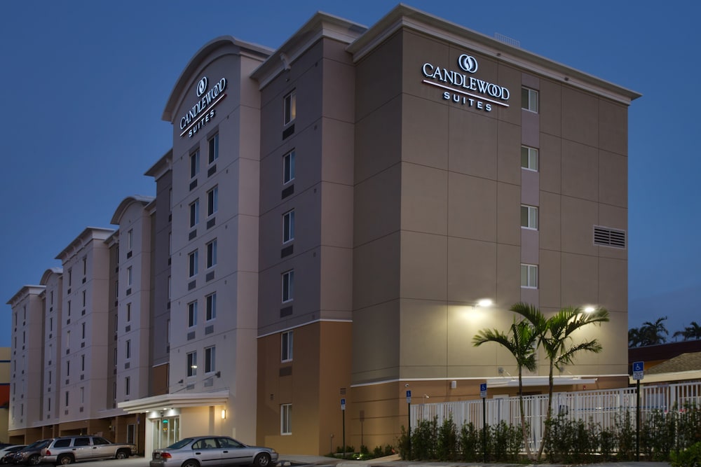 Candlewood Suites Miami Intl Airport 36th St by IHG - photo 45
