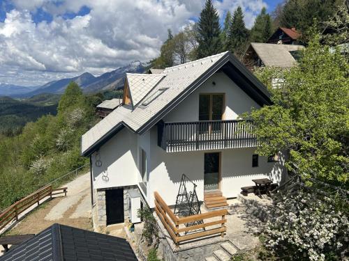 Elipa Cottage — 4-Star Luxury Hotel in Cerklje Na Gorenjskem, Slovenia