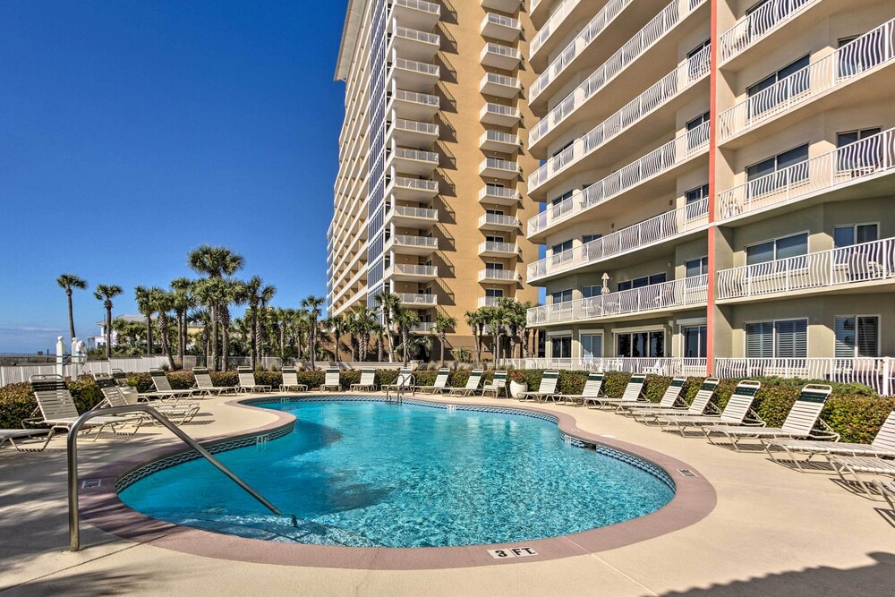 Gulf Views & Pool Access: Coral Reef Resort Condo - photo 9