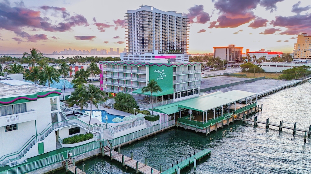 Palm Tree Club Miami Hotel — hotel in North Bay Village