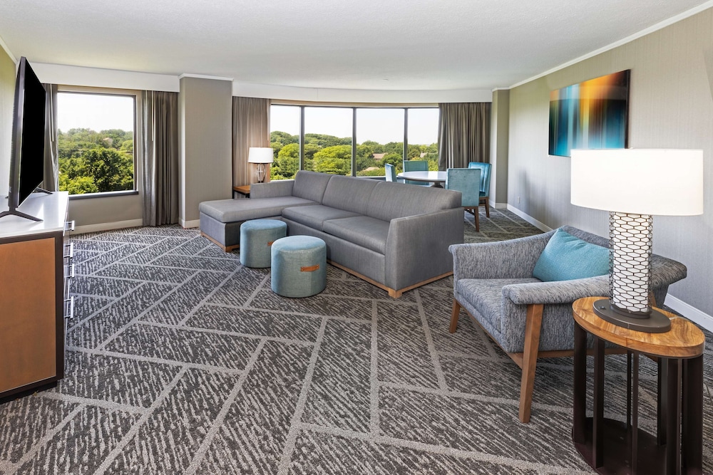 DoubleTree by Hilton Tulsa Warren Place - photo 39