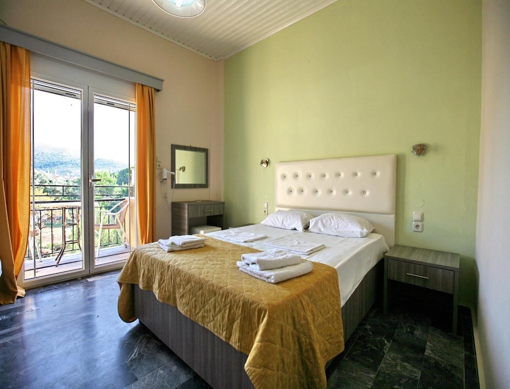 Armonia Studios - carbon neutral hotel in Petra